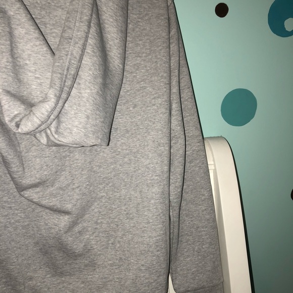 adidas Tops - adidas sweatshirt new w/o tags adidas Tops - adidas sweatshirt new w/o tags